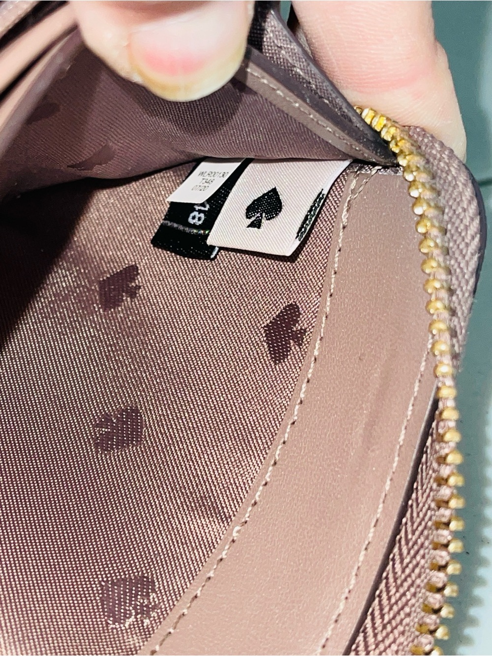 kate spade Mauve Zip-Around Saffiano Leather Wallet with Gold Logo Dusty Pink - Picture 14 of 14